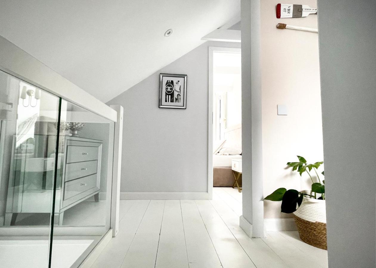 Grey House Miedwie Villa *